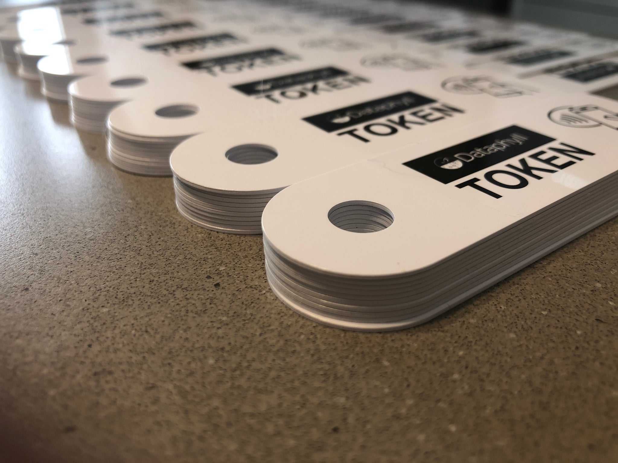 Token tag (100 pack) – shop.dataphyll.com